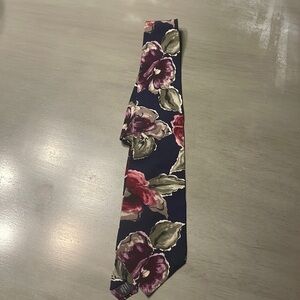 HALSTON silk tie